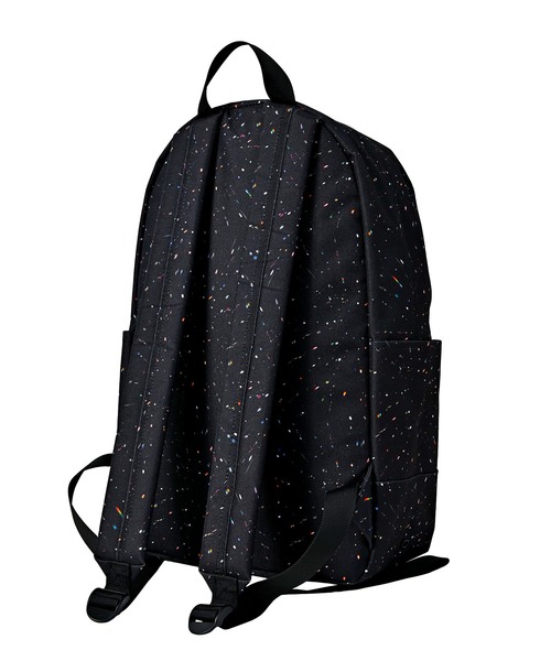 KiU（キウ）の「大容量ウォータープルーフ デイバックパック(16.5L)（バックパック/リュック・メンズ・ブラック/ブラック系その他/レオパード/アニマル/キャメル/ブラック×ライム/ブルー系その他/ブラック系その他2・FREE）」の16枚目の写真