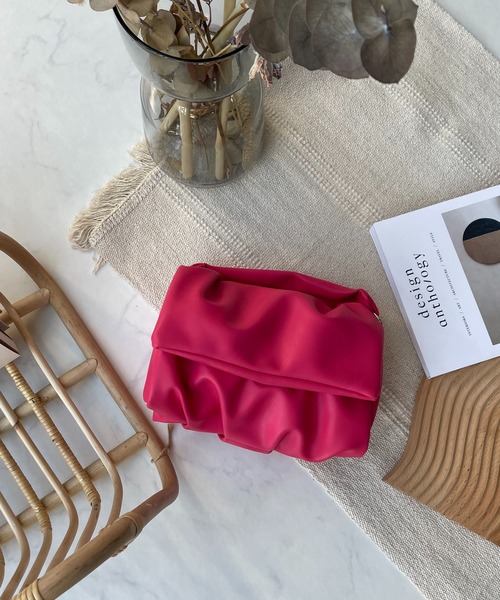 AS KNOW AS plus（アズノゥアズプラス）の「●ショルダー付餃子バッグ（ショルダーバッグ・レディース・ホワイト/ブラック/グリーン/ブルー/ピンク・FREE）」の10枚目の写真