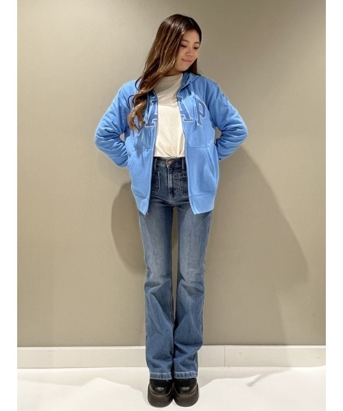GAP（ギャップ）の「ハイライズ フレアジーンズ（デニムパンツ・レディース・インディゴブルー・24/23/25/26/27/28/29/30）」の21枚目の写真