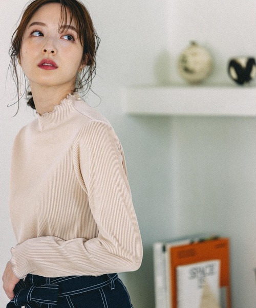 Andemiu(アンデミュウ)の「カットプリーツT270457(Tシャツ/カットソー・レディース・ベージュ/ブラウン/グレー・FREE)」の17枚目の写真