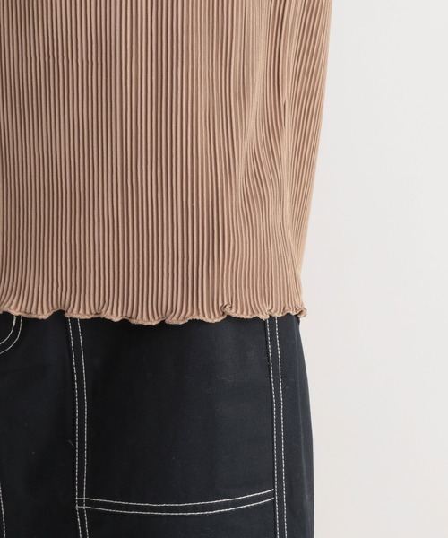 Andemiu(アンデミュウ)の「カットプリーツT270457(Tシャツ/カットソー・レディース・ベージュ/ブラウン/グレー・FREE)」の9枚目の写真