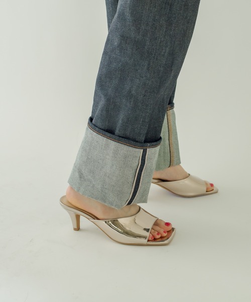 mystic（ミスティック）の「[otonamystic]スクエアミュール（サンダル・レディース・オフホワイト/シルバー・38/36/37）」の3枚目の写真