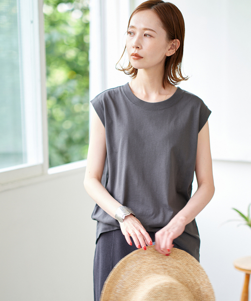 JOURNAL STANDARD（ジャーナルスタンダード）の「汗ジミ防止ノースリーブTシャツ（Tシャツ/カットソー・レディース・ホワイト/ブラック系その他/グレー系その他/ホワイト系その他2/ネイビー系1・FREE）」の3枚目の写真