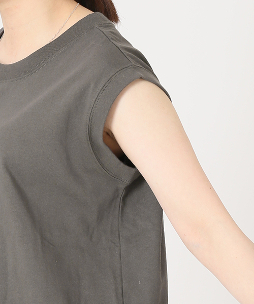 JOURNAL STANDARD（ジャーナルスタンダード）の「汗ジミ防止ノースリーブTシャツ（Tシャツ/カットソー・レディース・ホワイト/ブラック系その他/グレー系その他/ホワイト系その他2/ネイビー系1・FREE）」の9枚目の写真