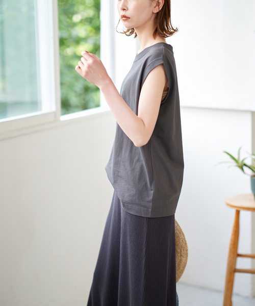 JOURNAL STANDARD（ジャーナルスタンダード）の「汗ジミ防止ノースリーブTシャツ（Tシャツ/カットソー・レディース・ホワイト/ブラック系その他/グレー系その他/ホワイト系その他2/ネイビー系1・FREE）」の20枚目の写真