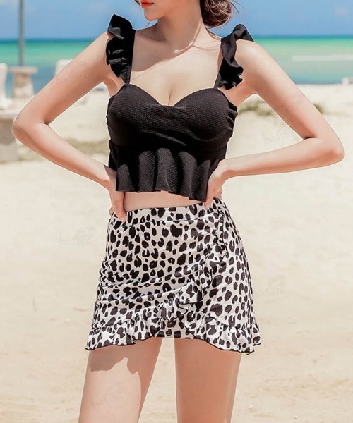 Dalfwin（ダールフィン）の「2022 S/S 春夏 水着レディース ビスチェフリルブラビキニ×ラップ風スカート タンキニセット（水着・レディース・ブラック系その他/ブラック系その他2/ホワイト・MEDIUM/LARGE/SMALL）」の19枚目の写真