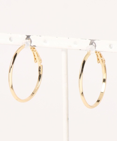 LAKOLE（ラコレ）の「細フープ樹脂ポストピアス / 268308（ピアス（両耳用）・レディース・その他1/その他2・FREE）」の6枚目の写真