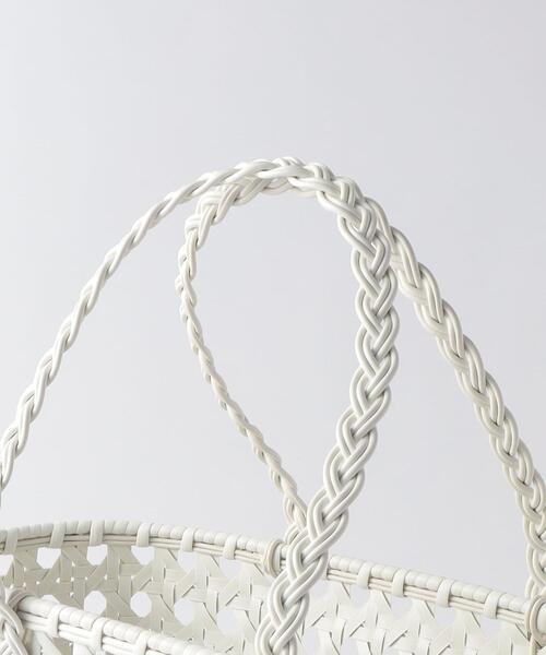 Steven Alan（スティーブンアラン）の「＜BALI WERKSTATTE＞BASKET BAG LARGE/バッグ（かごバッグ・レディース・ホワイト/ブラック・FREE）」の6枚目の写真