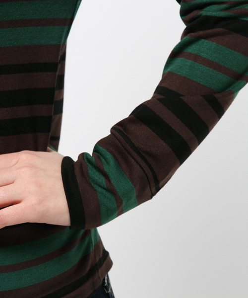 OUTLET(アウトレット)の「【WHO'S WHO gallery】ボーダーボートネック(Tシャツ/カットソー・レディース・カーキ/ブラウン/レッド・FREE)」の8枚目の写真