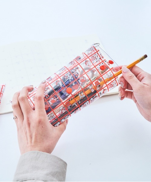 SiNCERE（シンシア）の「〈シモジマ〉クリアペンケース（ステーショナリー・レディース・ブルー/レッド/ピンク・FREE）」の7枚目の写真