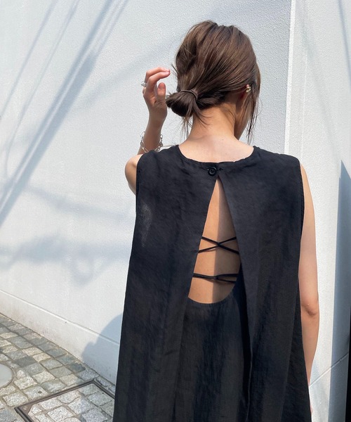 CANAL JEAN（キャナルジーン）の「RED CHOP WORKS(レッドチョップワークス) バックオープンリネンワンピース（ワンピース・レディース・ブラック/キナリ・38）」の16枚目の写真