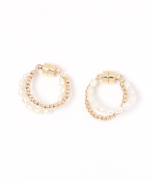 LEPSIM(レプシィム)の「ビーズマグネットイヤカフ×イヤリング 282866(イヤリング・レディース・グリーン/ゴールド/キャメル・ONE SIZE)」の3枚目の写真