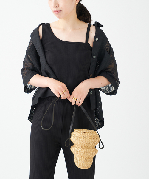 journal standard L'essage(ジャーナルスタンダードレサージュ)の「リブワンショルダープルオーバー(Tシャツ/カットソー・レディース・ブラック/ブラウン/グレー・FREE)」の2枚目の写真