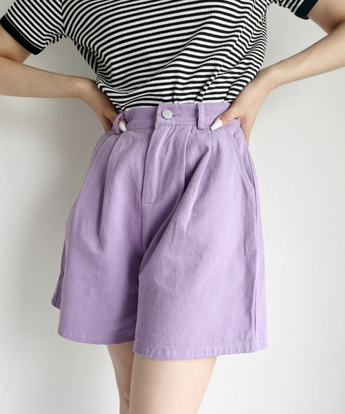 CLEA(クレア)の「ハイウエストカラータックデニムショートパンツ(デニムパンツ・レディース・パープル/ブラック/グリーン/ホワイト/ピンク/イエロー・FREE)」の1枚目の写真