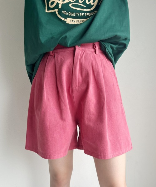 CLEA(クレア)の「ハイウエストカラータックデニムショートパンツ(デニムパンツ・レディース・パープル/ブラック/グリーン/ホワイト/ピンク/イエロー・FREE)」の6枚目の写真