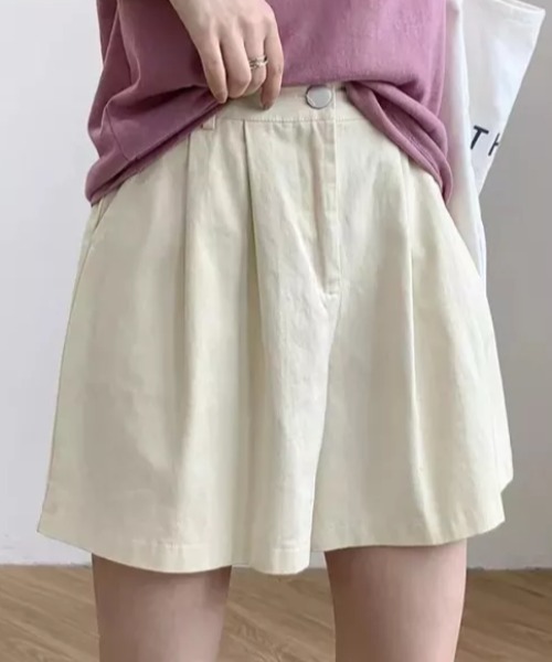 CLEA(クレア)の「ハイウエストカラータックデニムショートパンツ(デニムパンツ・レディース・パープル/ブラック/グリーン/ホワイト/ピンク/イエロー・FREE)」の7枚目の写真