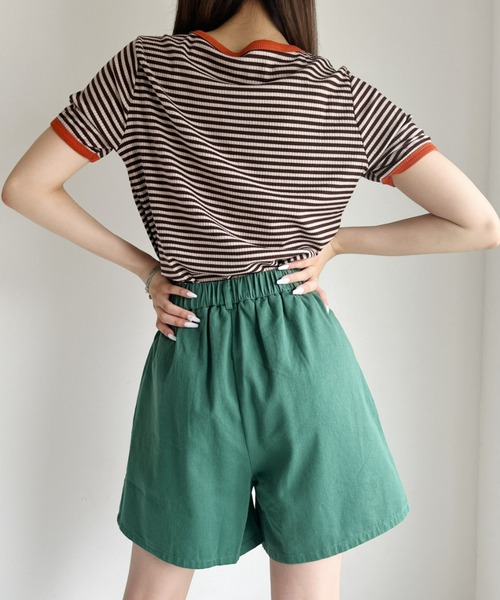 CLEA(クレア)の「ハイウエストカラータックデニムショートパンツ(デニムパンツ・レディース・パープル/ブラック/グリーン/ホワイト/ピンク/イエロー・FREE)」の22枚目の写真