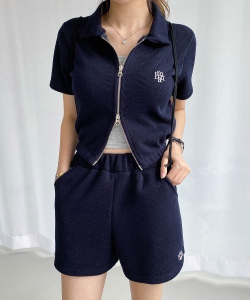 A'GEM/9 × .kom『muah muah/ムーアムーア』SLIM FIT KNIT ZIPUP HALF CARDIGAN/スリムフィット ニットジップアップ ハーフ カーディガン（カーディガン/ボレロ）｜muahmuah（ムーアムーア）