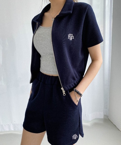 A'GEM/9 × .kom『muah muah/ムーアムーア』SLIM FIT KNIT ZIPUP HALF CARDIGAN/スリムフィット ニットジップアップ ハーフ カーディガン（カーディガン/ボレロ）｜muahmuah（ムーアムーア）