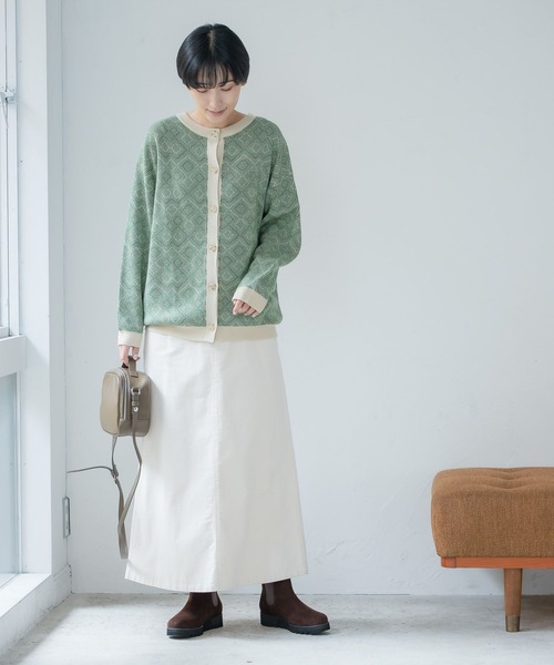 LEPSIM（レプシィム）の「ストレッチコーデュロイマキシスカート　297193（スカート・レディース・チャコールグレー/オフホワイト/カーキ・MEDIUM/LARGE）」の5枚目の写真