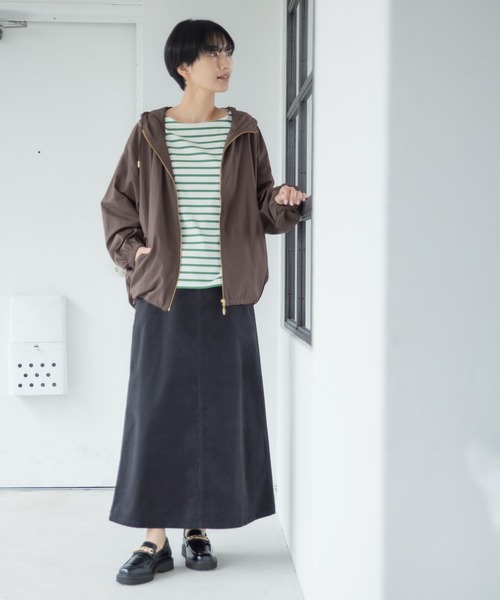 LEPSIM（レプシィム）の「ストレッチコーデュロイマキシスカート　297193（スカート・レディース・チャコールグレー/オフホワイト/カーキ・MEDIUM/LARGE）」の8枚目の写真