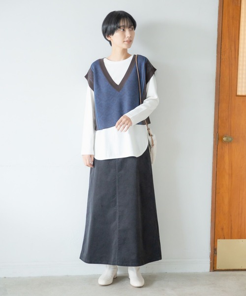 LEPSIM（レプシィム）の「ストレッチコーデュロイマキシスカート　297193（スカート・レディース・チャコールグレー/オフホワイト/カーキ・MEDIUM/LARGE）」の9枚目の写真