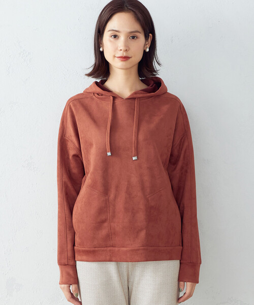 COMME CA ISM（コムサイズム）の「フェイクスエードダンボールニット　パーカー（パーカー・レディース・ベージュ/レンガ・MEDIUM/LARGE）」の8枚目の写真