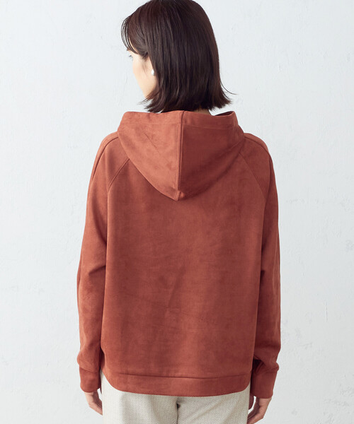 COMME CA ISM（コムサイズム）の「フェイクスエードダンボールニット　パーカー（パーカー・レディース・ベージュ/レンガ・MEDIUM/LARGE）」の10枚目の写真