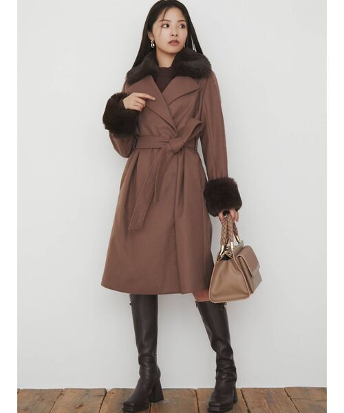 RESEXXY（リゼクシー）の「ツイストハンドルスクエアバッグ（ハンドバッグ・レディース・ブラック/ブラウン/アイボリー・FREE）」の5枚目の写真