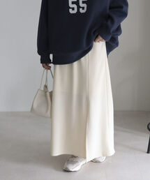 スリットマーメイドスカート