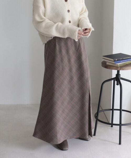 fredy emue（フレディエミュ）の「スリットマーメイドスカート（スカート・レディース・ブラック/アイボリー/ベージュ系その他・38/36）」の13枚目の写真