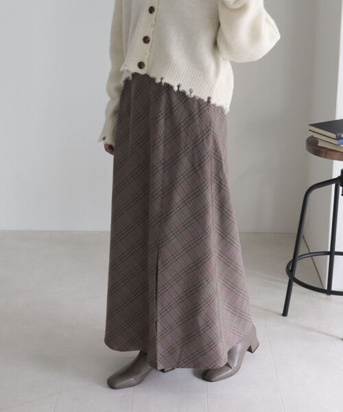 fredy emue（フレディエミュ）の「スリットマーメイドスカート（スカート・レディース・ブラック/アイボリー/ベージュ系その他・38/36）」の15枚目の写真