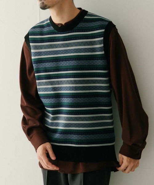 ITEMS URBANRESEARCH（アイテムズ アーバンリサーチ）の「フェアアイルパターン JQDニットベスト（ニット/セーター・メンズ・ブラウン/ブルー/グリーン・MEDIUM/LARGE）」の9枚目の写真