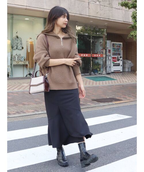 MURUA（ムルーア）の「シャーリングアシメフレアスカート（スカート・レディース・ブラック/ベージュ/ダークグレー・1/2）」の5枚目の写真