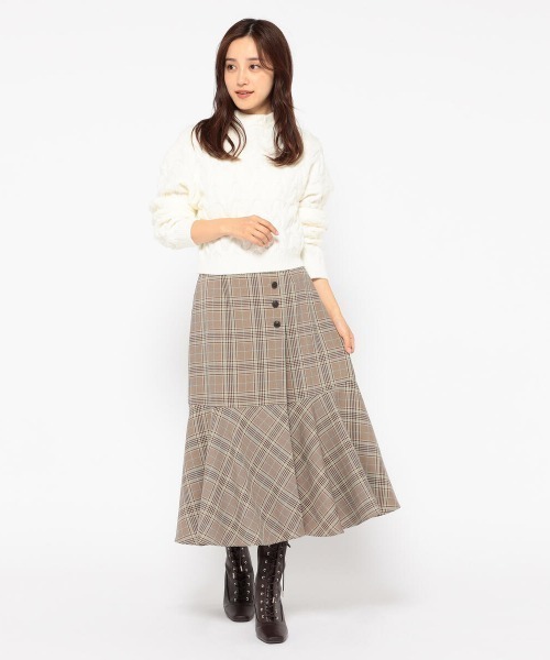 MISCH MASCH(ミッシュマッシュ)の「ミドルビッグケーブルニット(ニット/セーター・レディース・ホワイト/ライトグレー/ベージュ・MEDIUM)」の11枚目の写真