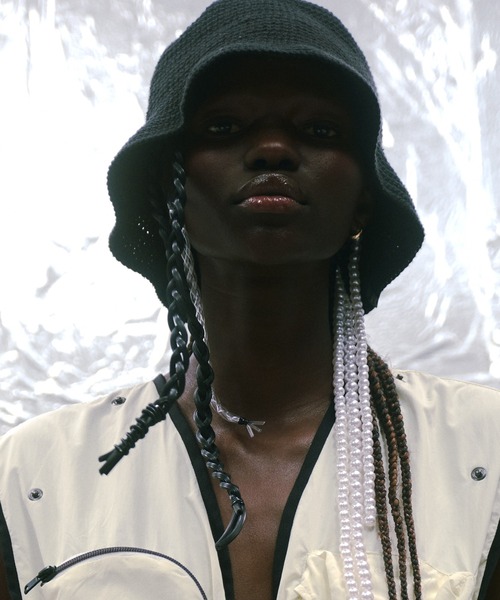 bal(バル)の「【2023春夏】HAND KNIT BUCKET HAT(ハット・メンズ・ブルー/カーキ/ブラック/グリーン/ブラウン・FREE)」の2枚目の写真