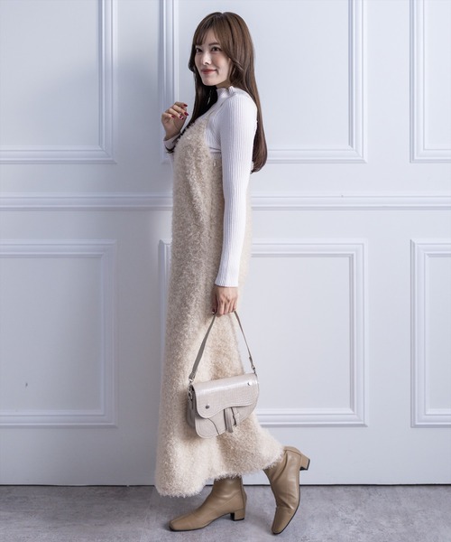 clear（クリア）の「フリンジ素材キャミワンピース（ワンピース・レディース・ベージュ/ブラウン・F）」の22枚目の写真