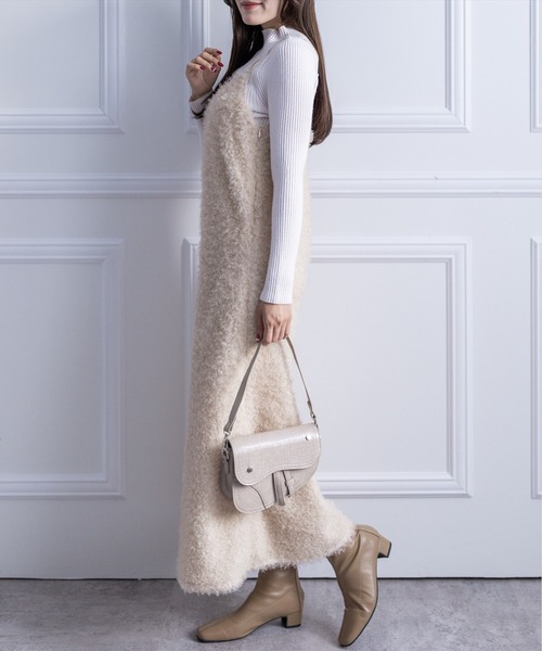 clear（クリア）の「フリンジ素材キャミワンピース（ワンピース・レディース・ベージュ/ブラウン・F）」の5枚目の写真