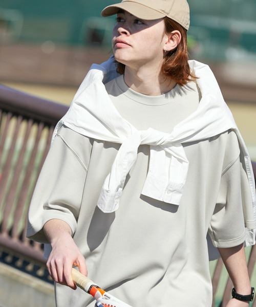 EMMA CLOTHES(エマクローズ)の「ドレープポンチ ルーズベーシックS/Sカットソー EMMA CLOTHES(Tシャツ/カットソー・メンズ・ホワイト/ライトグレー/ダークブラウン/ブラック/ライトイエロー・M/L)」の5枚目の写真