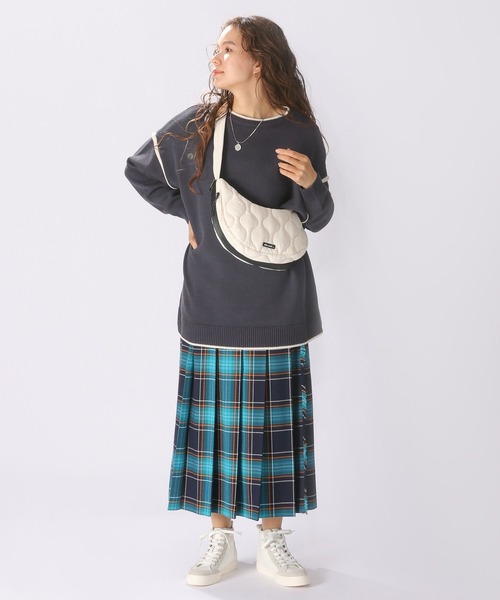 niko and...(ニコアンド)の「パイピングBIGニットプルオーバー(ニット/セーター・レディース・ネイビー/オフホワイト/ブルー/アイボリー・FREE)」の22枚目の写真