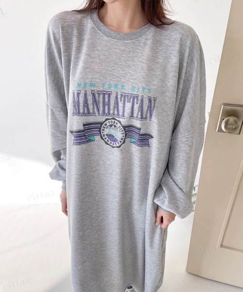 Dalfwin（ダールフィン）の「MANHATTANカレッジロゴプリントワンピースロング（ワンピース・レディース・グレー/ネイビー/グレー系その他・FREE）」の14枚目の写真