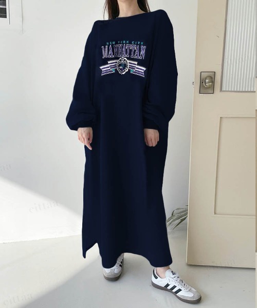 Dalfwin（ダールフィン）の「MANHATTANカレッジロゴプリントワンピースロング（ワンピース・レディース・グレー/ネイビー/グレー系その他・FREE）」の10枚目の写真