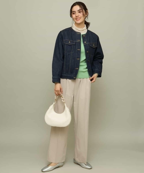 a.v.v（アーヴェヴェ）の「ノーカラーGジャン（デニムジャケット・レディース・ネイビー/アイボリー・40/36/38/34/42）」の8枚目の写真