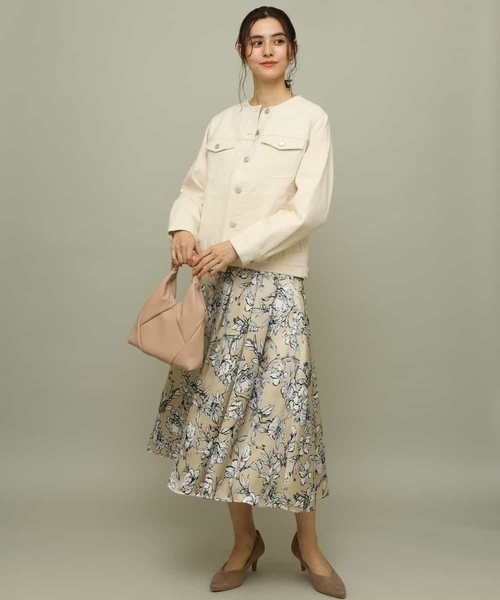 a.v.v（アーヴェヴェ）の「ノーカラーGジャン（デニムジャケット・レディース・ネイビー/アイボリー・40/36/38/34/42）」の10枚目の写真