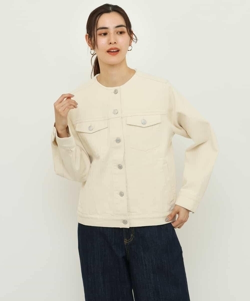 a.v.v（アーヴェヴェ）の「ノーカラーGジャン（デニムジャケット・レディース・ネイビー/アイボリー・40/36/38/34/42）」の17枚目の写真