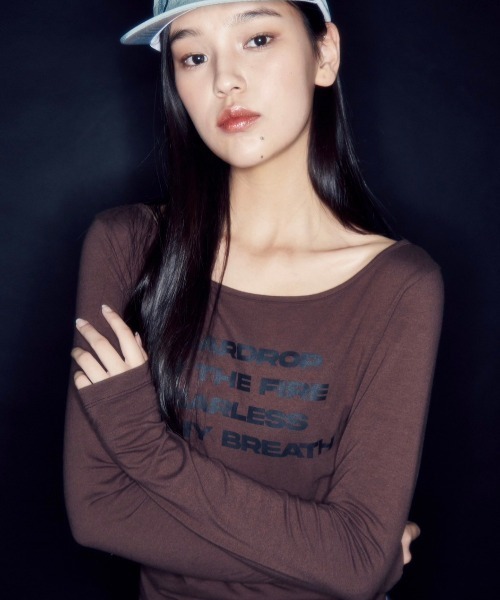 RUNNING HIGH★韓国★LETTERING SLIM L/S TEE 3色 ロンT RUNNING HIGH☆韓国☆LETTERING SLIM L/S TEE 3色 ロンT
