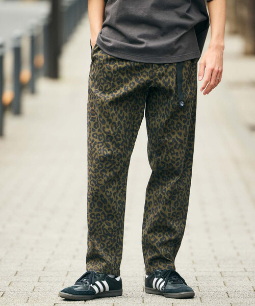 FREAK'S STORE(フリークスストア)の「限定展開 FREAK'S STORE OUTDOORS/フリークスアウトドアーズ スリムフィット ストレッチ クライミングパンツ/デニム/チノ(チノパンツ・メンズ・オリーブ/ベージュ/ネイビー/オフホワイト/ブラック/ブルー/レオパード/グレー系その他/カモフラージュ・LARGE/SMALL/MEDIUM/X-LARGE)」の9枚目の写真