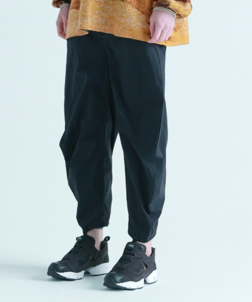 STOF(ストフ)の「NEYVOR/ネイバー/CORDURAR Comfort 3D Jeans(デニムパンツ・メンズ・ブラック/ネイビー・SMALL/MEDIUM)」の2枚目の写真