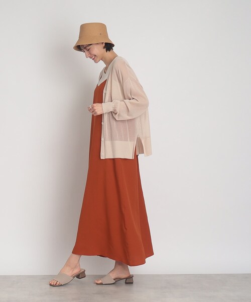 DRESKIP（ドレスキップ）の「◆【接触冷感】シアーでさらりと冷房対策！Vネックニットカーディガン（カーディガン/ボレロ・レディース・ライトグレー/ブラック/ナチュラル/ピンク系/ライトブルー・00）」の10枚目の写真