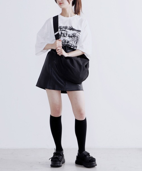 Figments（フィグメンツ）の「ZIPデザインショルダーバッグ（ショルダーバッグ・レディース・オフホワイト/ブラック・FREE）」の16枚目の写真